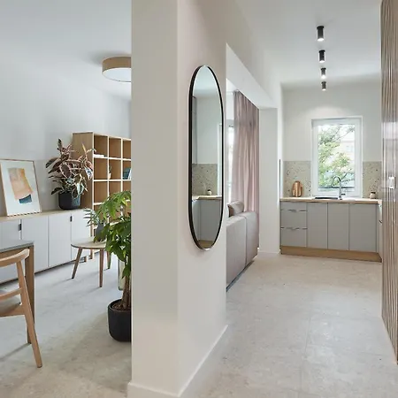 Ht Nest - Apartament *